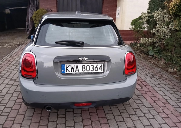 MINI Cooper cena 64700 przebieg: 67100, rok produkcji 2017 z Gołańcz małe 667